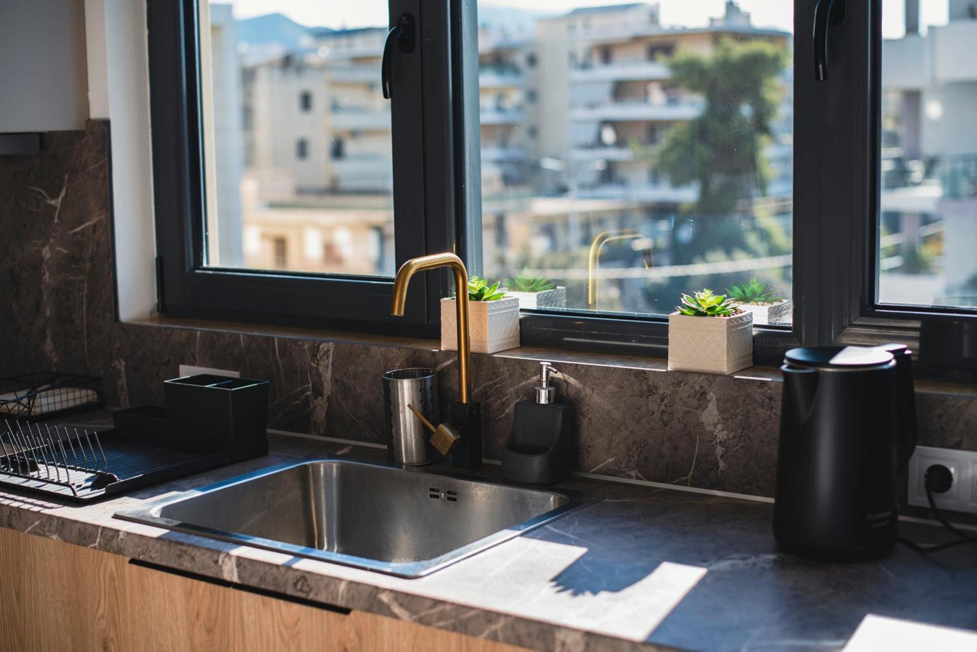 White Harmony, 2 Bedroom Apartment Athen Eksteriør bilde